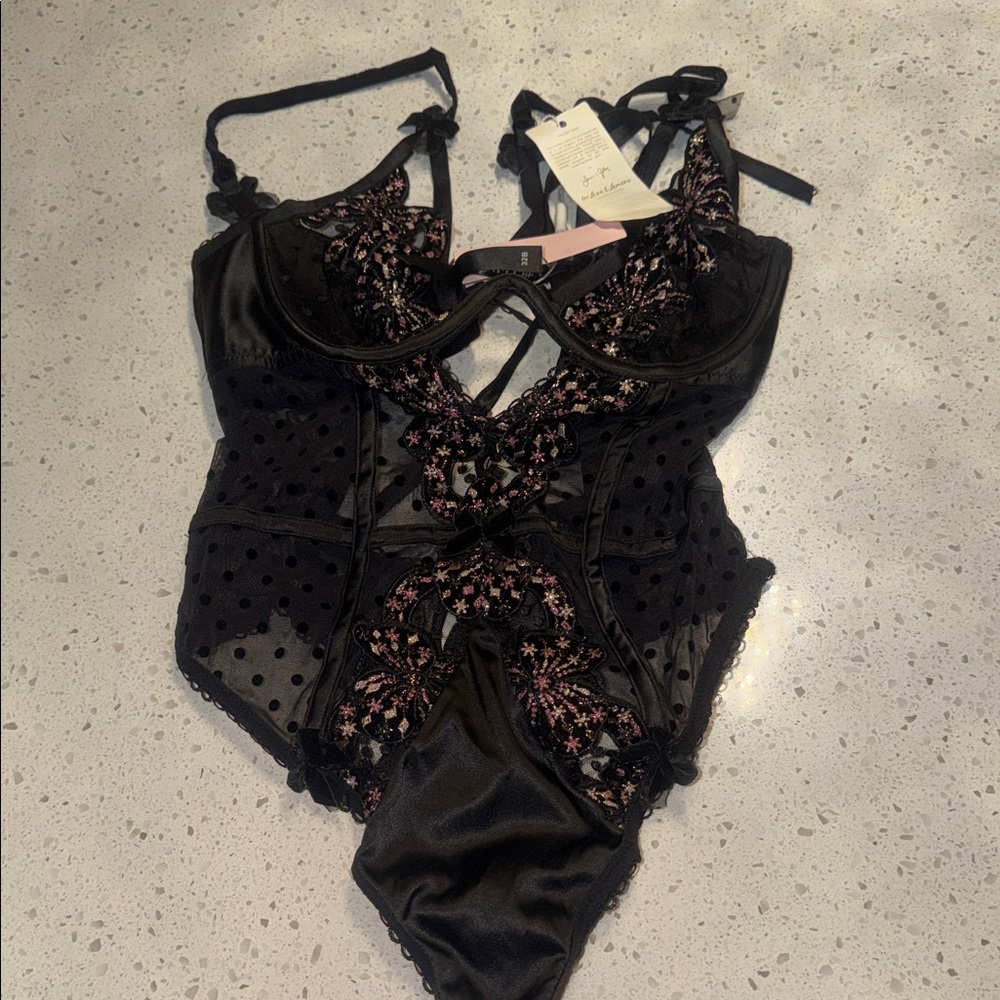 Chic Black Lace Bodysuit